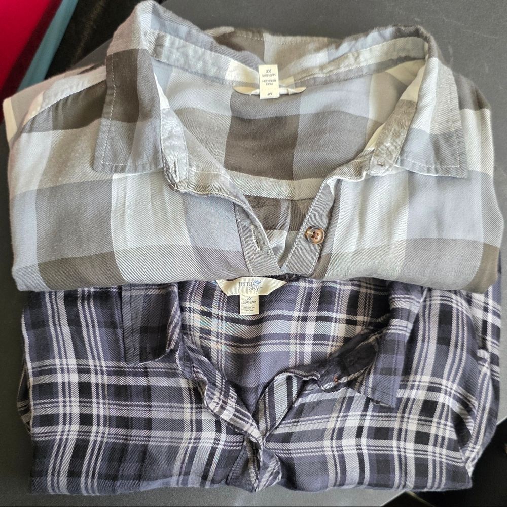2 Terra & Sky Gray and White Plaid Button-Front Blouse 2X Women EUC